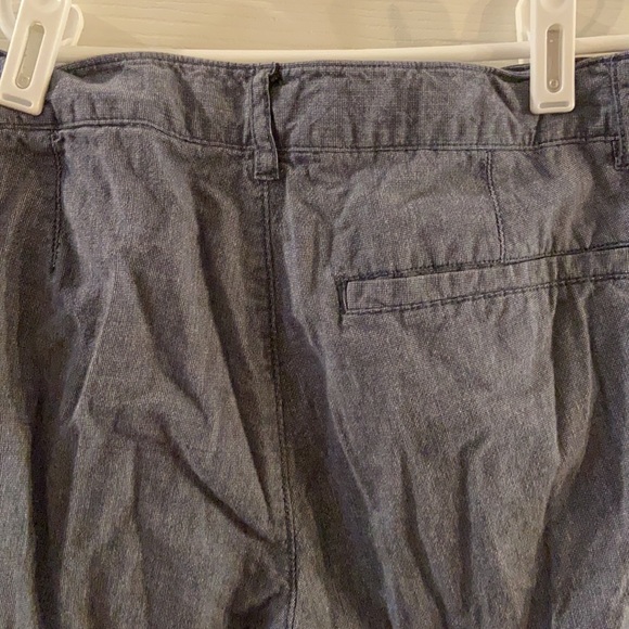 Boys Old Navy Shorts Size 12 - Picture 4 of 6